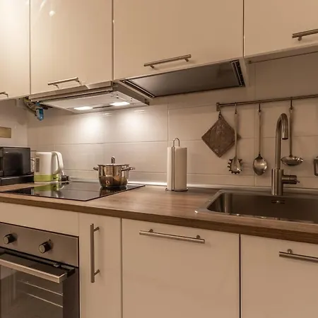 Apartment La Casa Del Vicolo 2 Letto, Wi-fi Aria Condizionata Modena